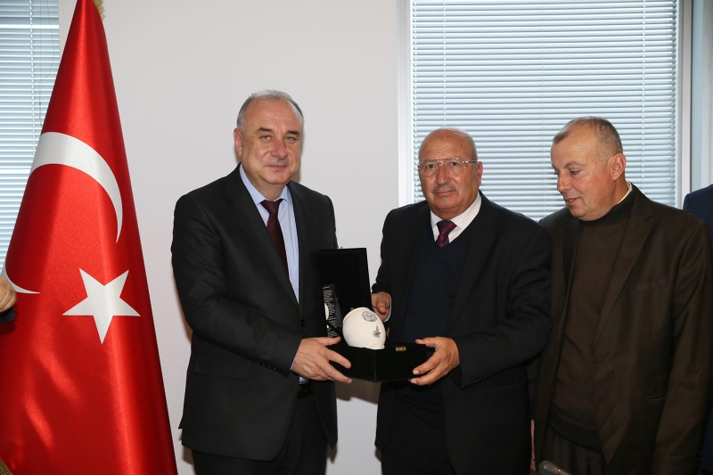İSKİ